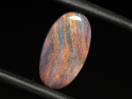 1.35 Carat Dark Opal Oval Cabochon Lightning Ridge Australia - Redpoint Jewelry 