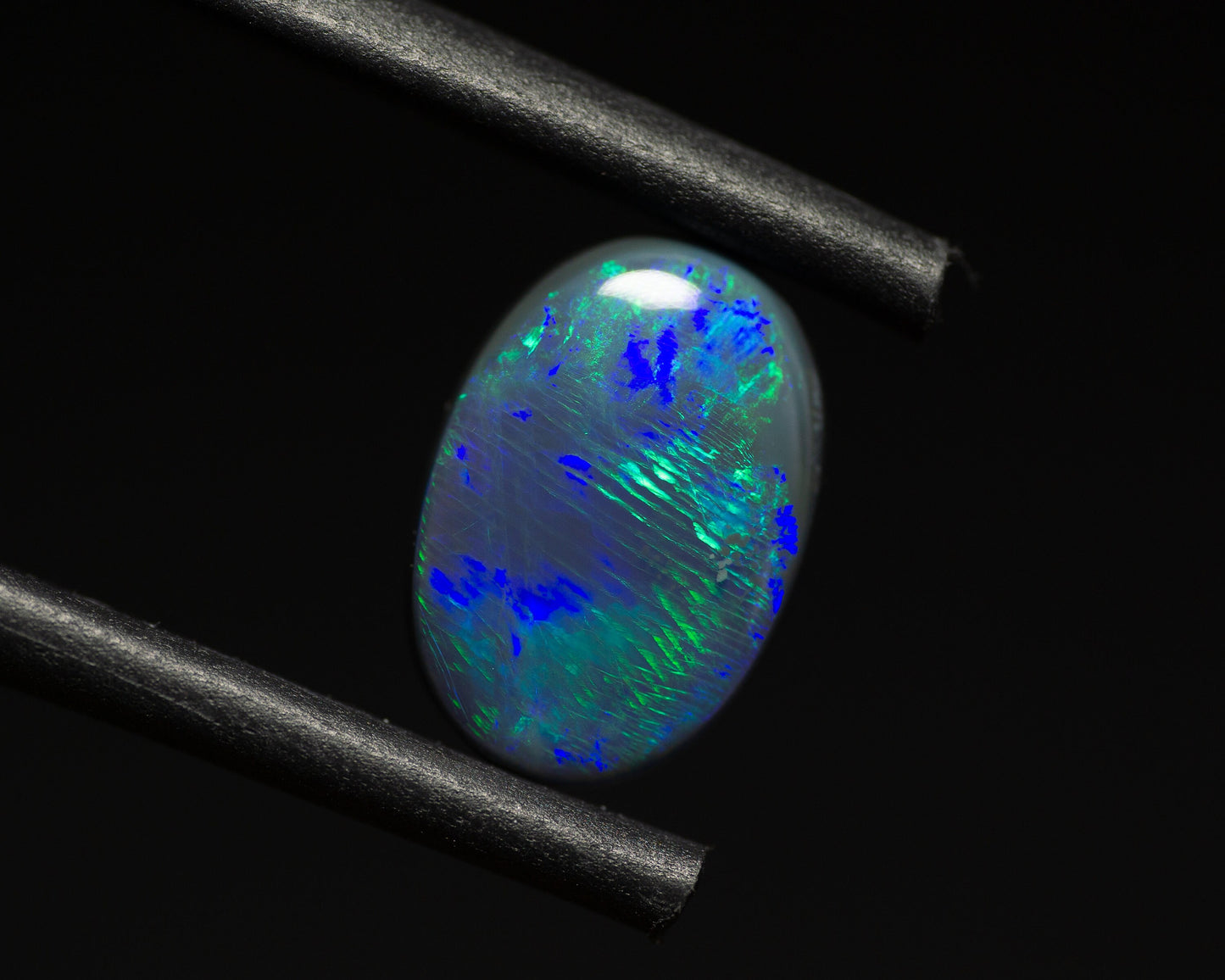 1.43 Carat Black Opal Oval Cabochon Lightning Ridge Australia - Redpoint Jewelry 