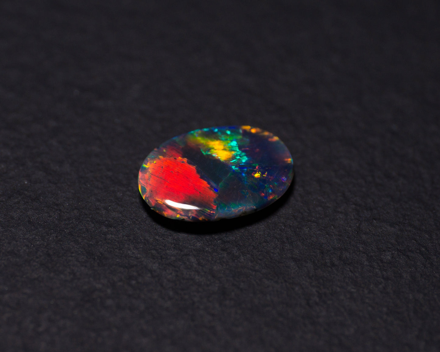 1.40 Carat Black Opal Oval Cabochon Lightning Ridge Australia - Redpoint Jewelry 