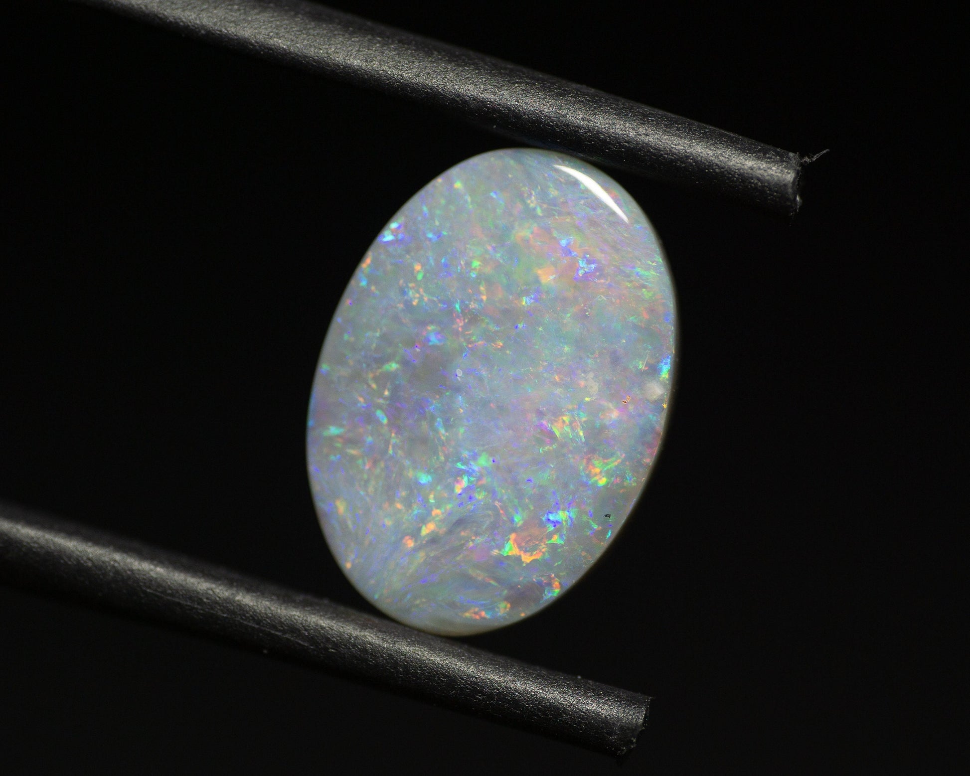 3.51 Carat Dark Opal Oval Cabochon Lightning Ridge Australia - Redpoint Jewelry 