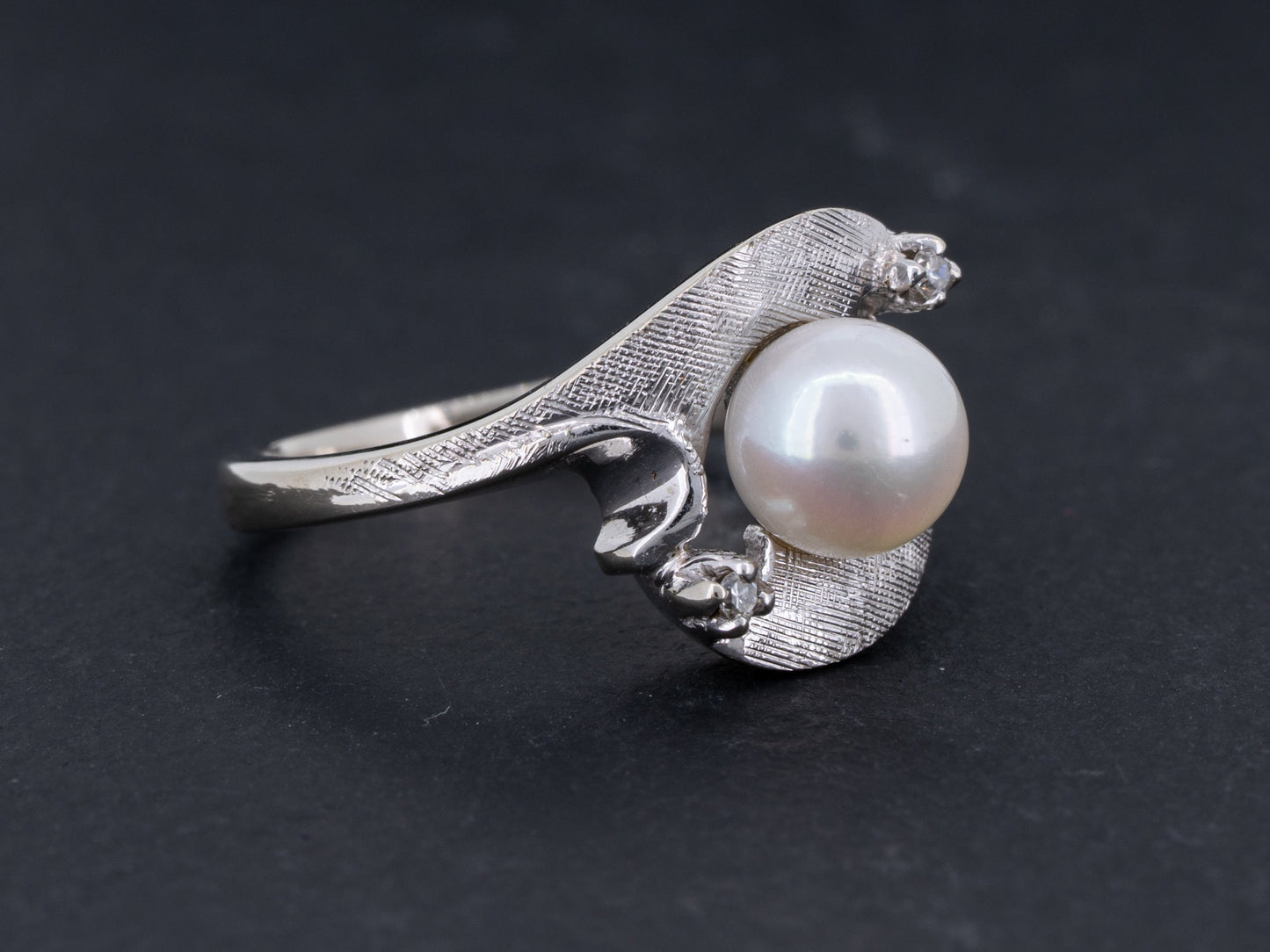 Vintage Art Deco Pearl and Diamond Ring 14k White Gold - Redpoint Jewelry 