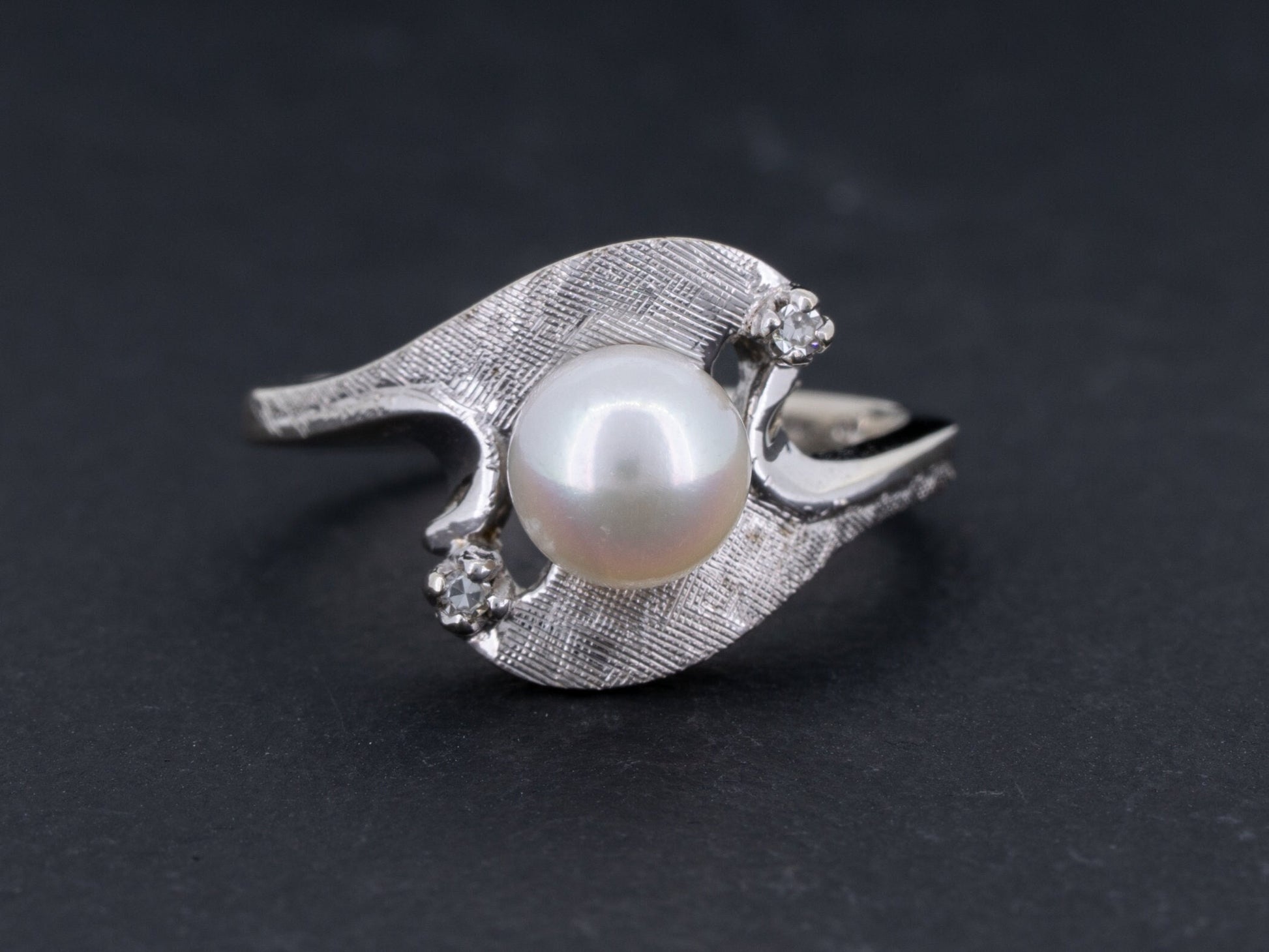 Vintage Art Deco Pearl and Diamond Ring 14k White Gold - Redpoint Jewelry 