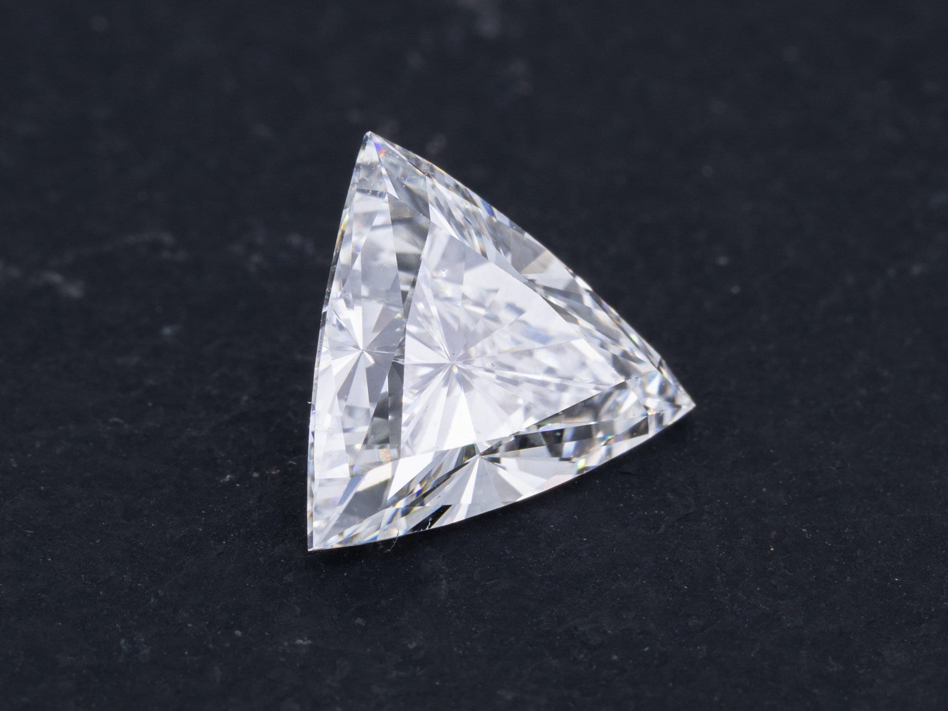 1.03ct GIA Certified Trillion Cut Natural Diamond VS-2 Clarity G Color - Redpoint Jewelry 