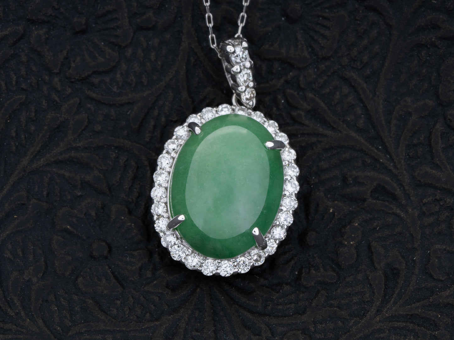 GIA Certified Type A Fei Cui Green Jade and Diamond Pendant Necklace 18k White Gold - Redpoint Jewelry 