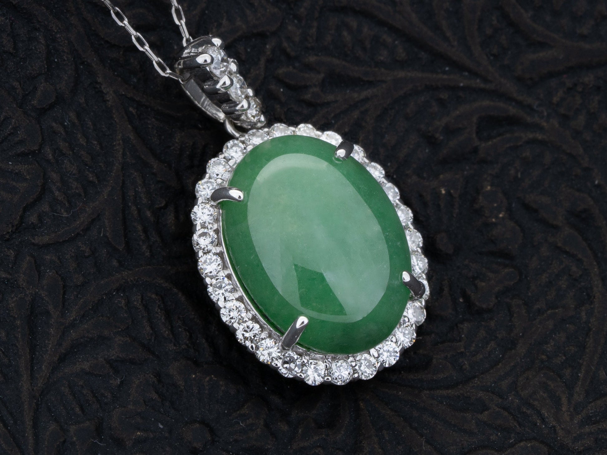 GIA Certified Type A Fei Cui Green Jade and Diamond Pendant Necklace 18k White Gold - Redpoint Jewelry 