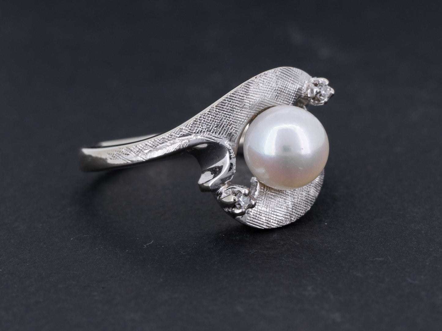 Vintage Art Deco Pearl and Diamond Ring 14k White Gold - Redpoint Jewelry 