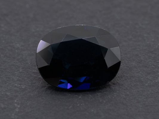 5.48ct GIA Certified Dark Blue Natural Sapphire Oval Cut - Redpoint Jewelry 