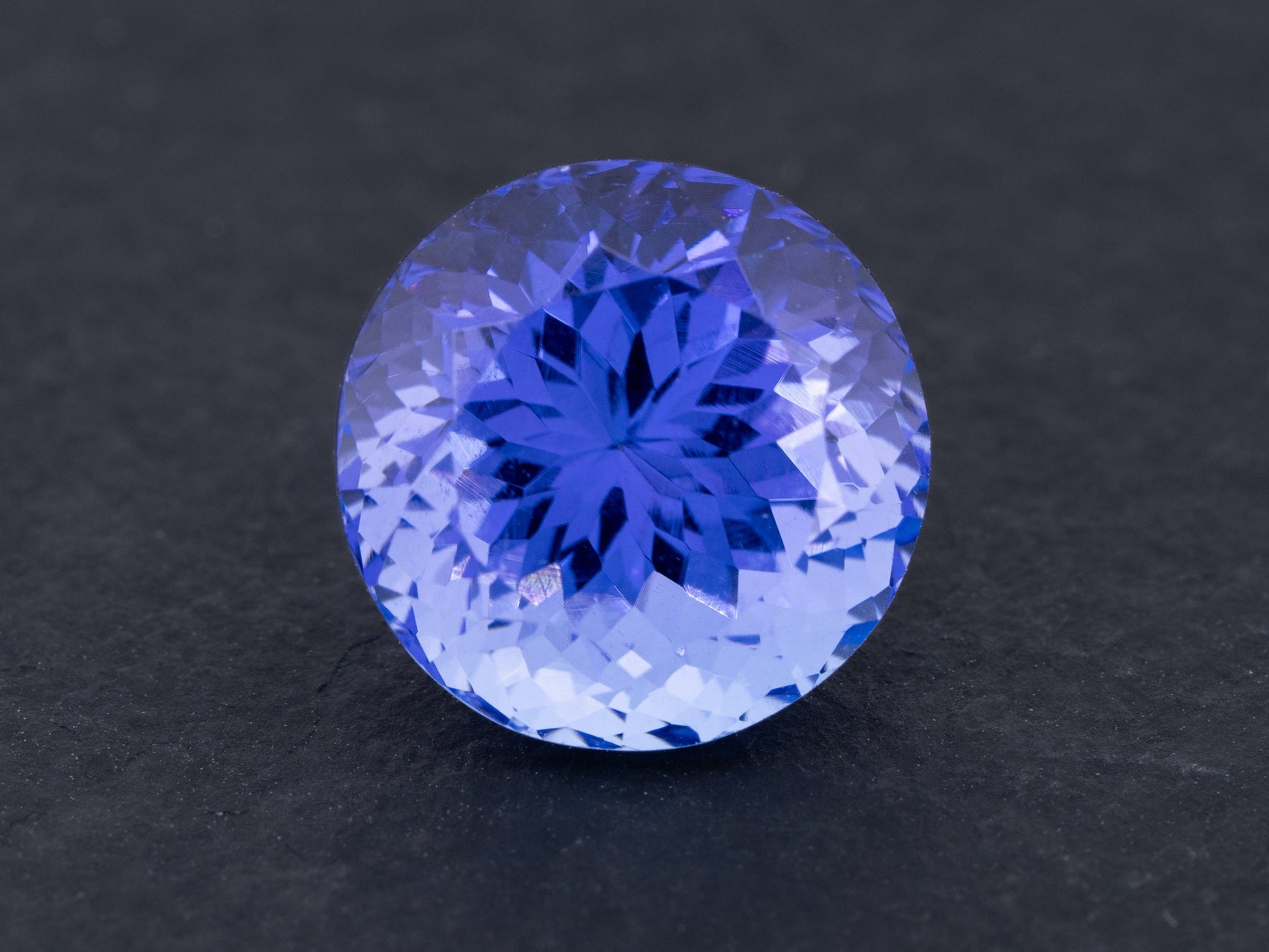 4.05ct Blue Violet Color Natural Tanzanite Round Cut - Redpoint Jewelry 