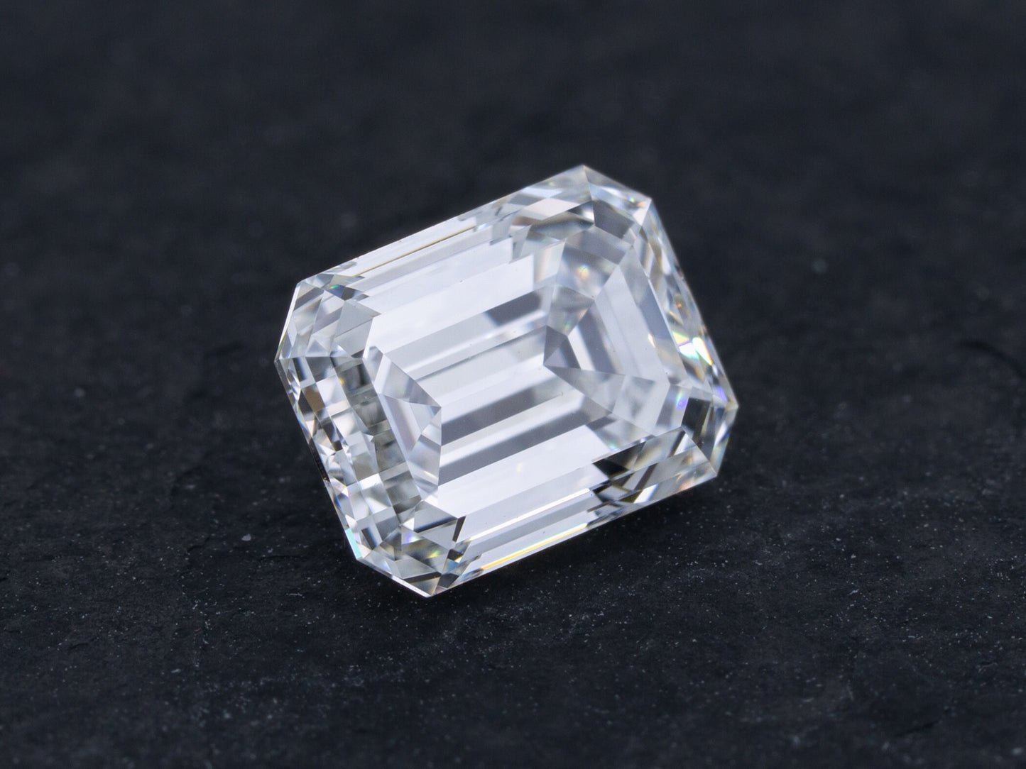 1.02ct GIA Certified Emerald Cut Natural Diamond VVS-2 Clarity H Color - Redpoint Jewelry 