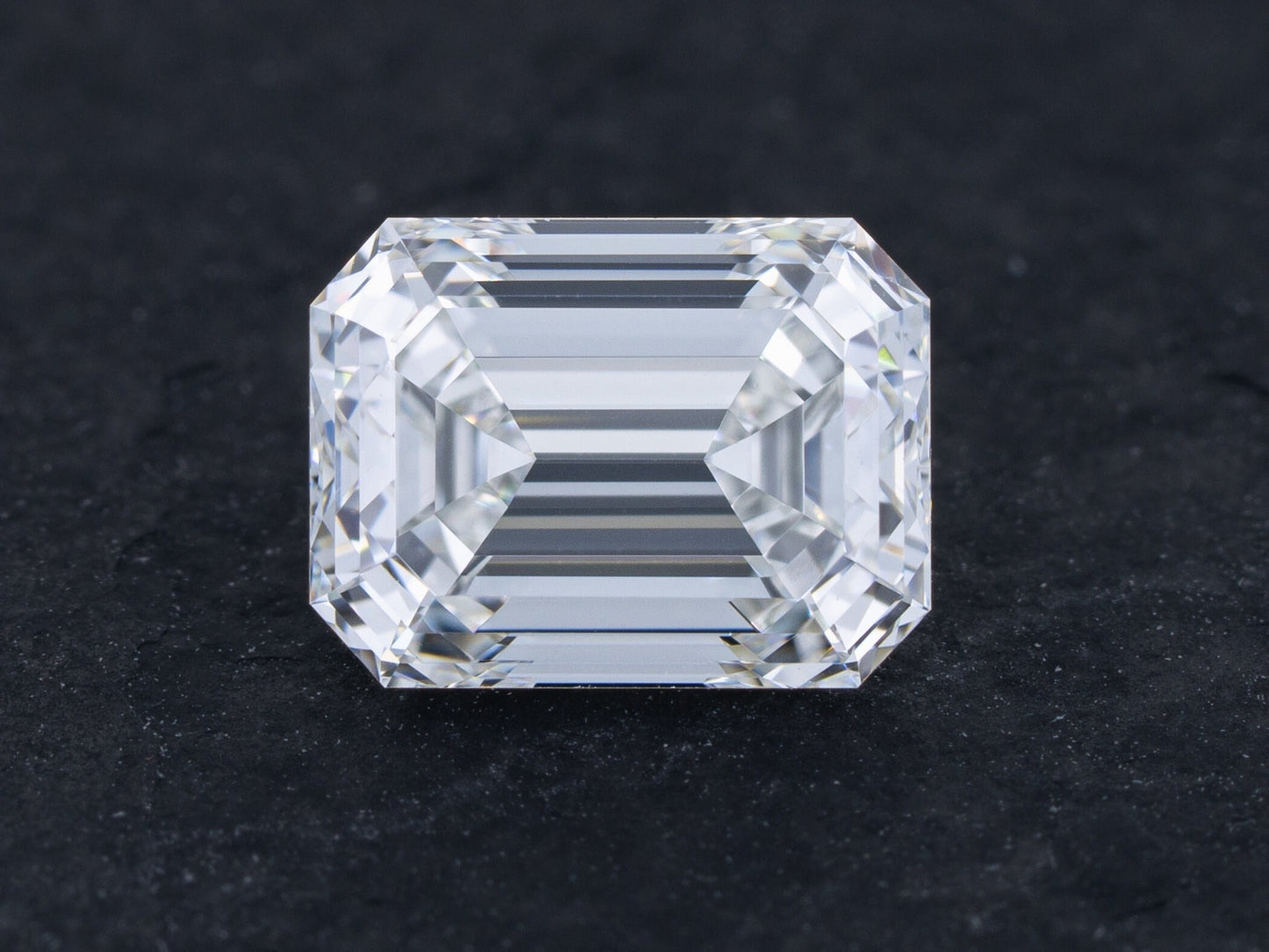 1.02ct GIA Certified Emerald Cut Natural Diamond VVS-2 Clarity H Color - Redpoint Jewelry 