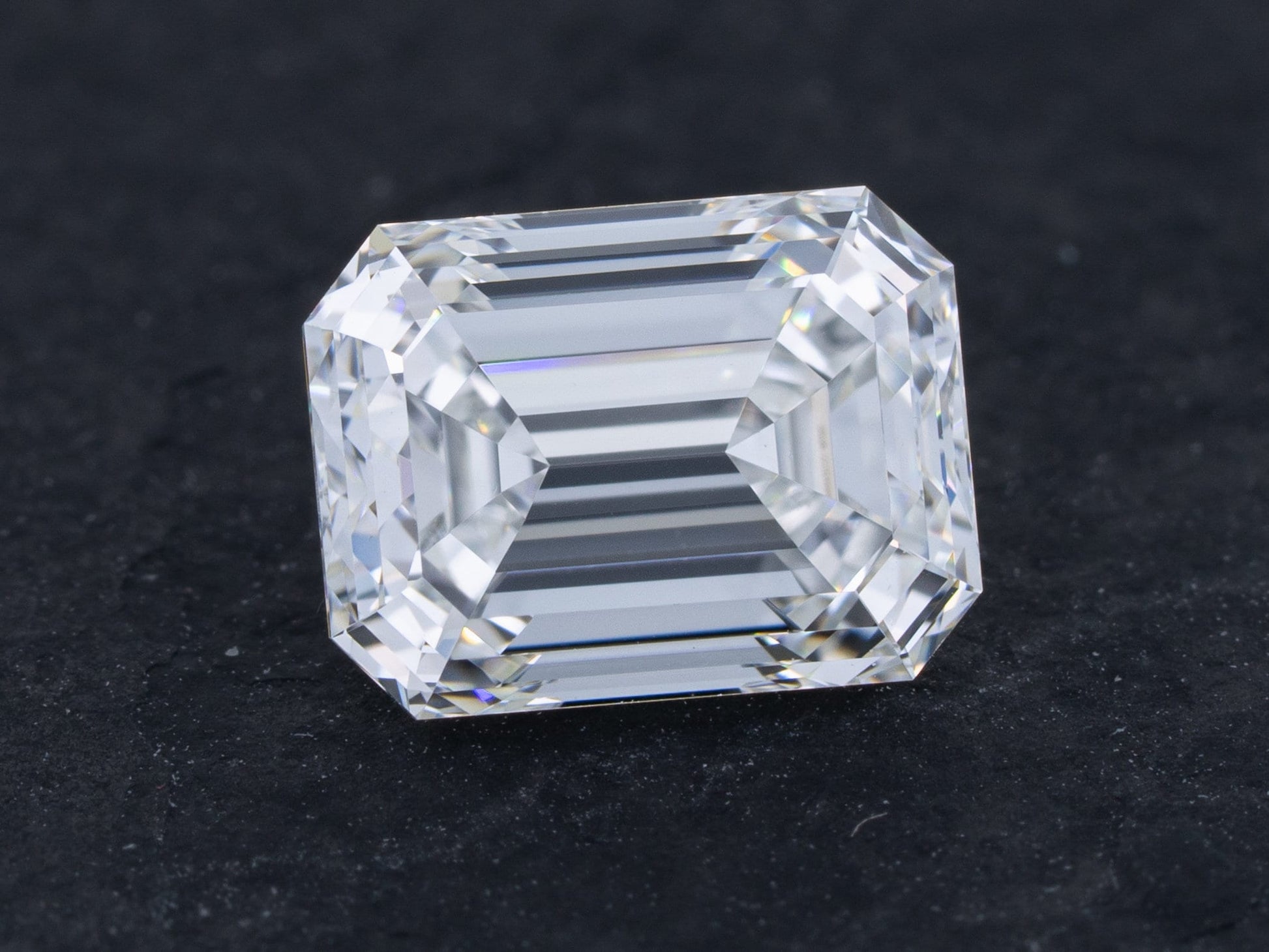 1.02ct GIA Certified Emerald Cut Natural Diamond VVS-2 Clarity H Color - Redpoint Jewelry 