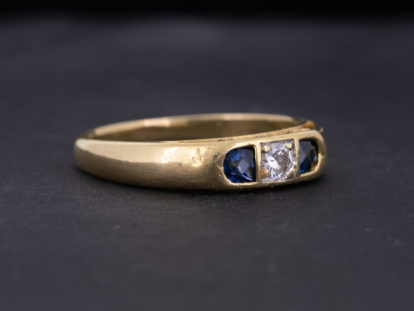 Diamond & Sapphire Three Stone Ring 18k Yellow Gold - Redpoint Jewelry 