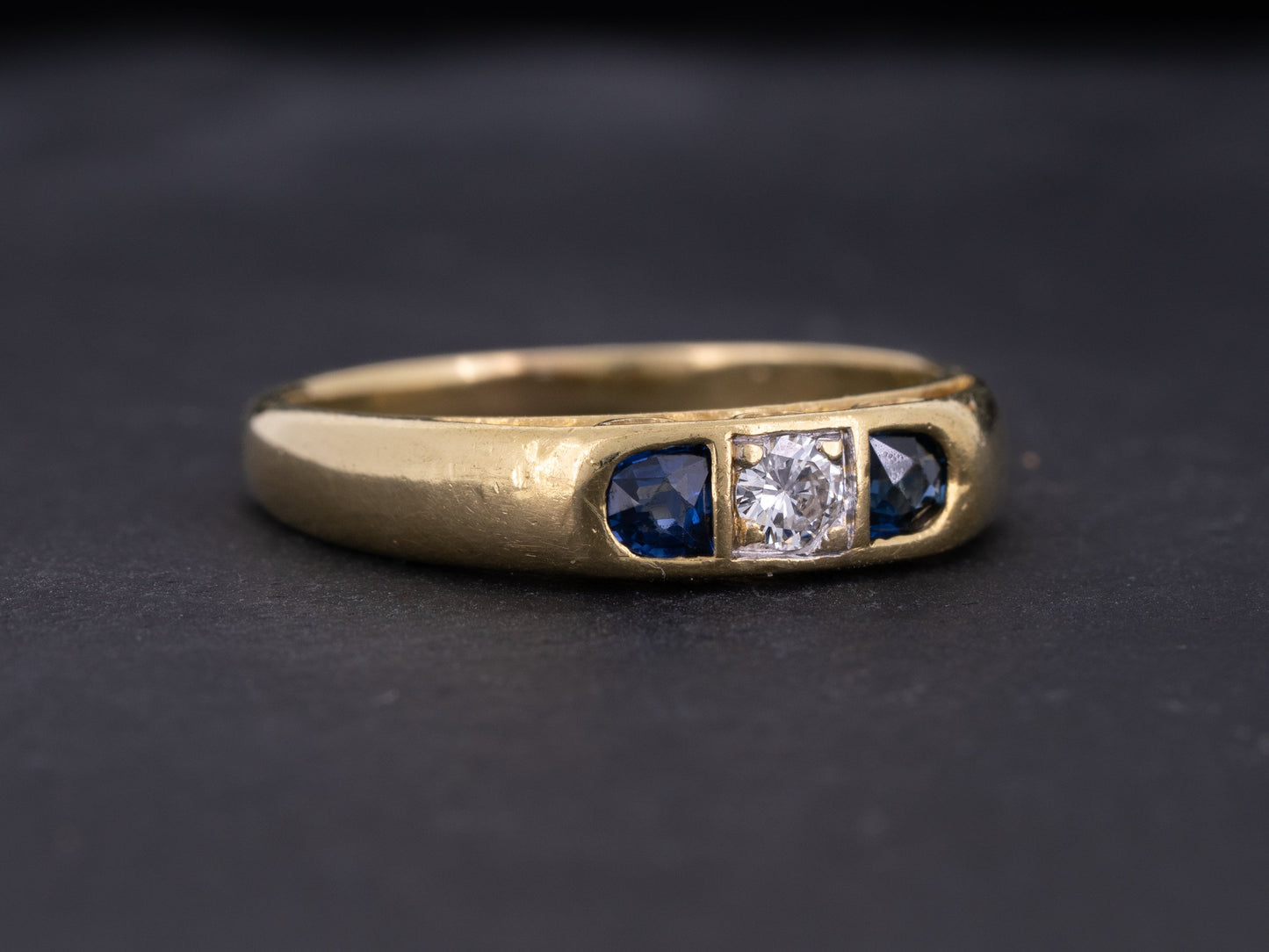 Diamond & Sapphire Three Stone Ring 18k Yellow Gold - Redpoint Jewelry 