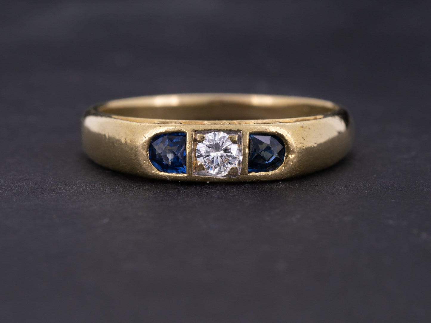 Diamond & Sapphire Three Stone Ring 18k Yellow Gold - Redpoint Jewelry 