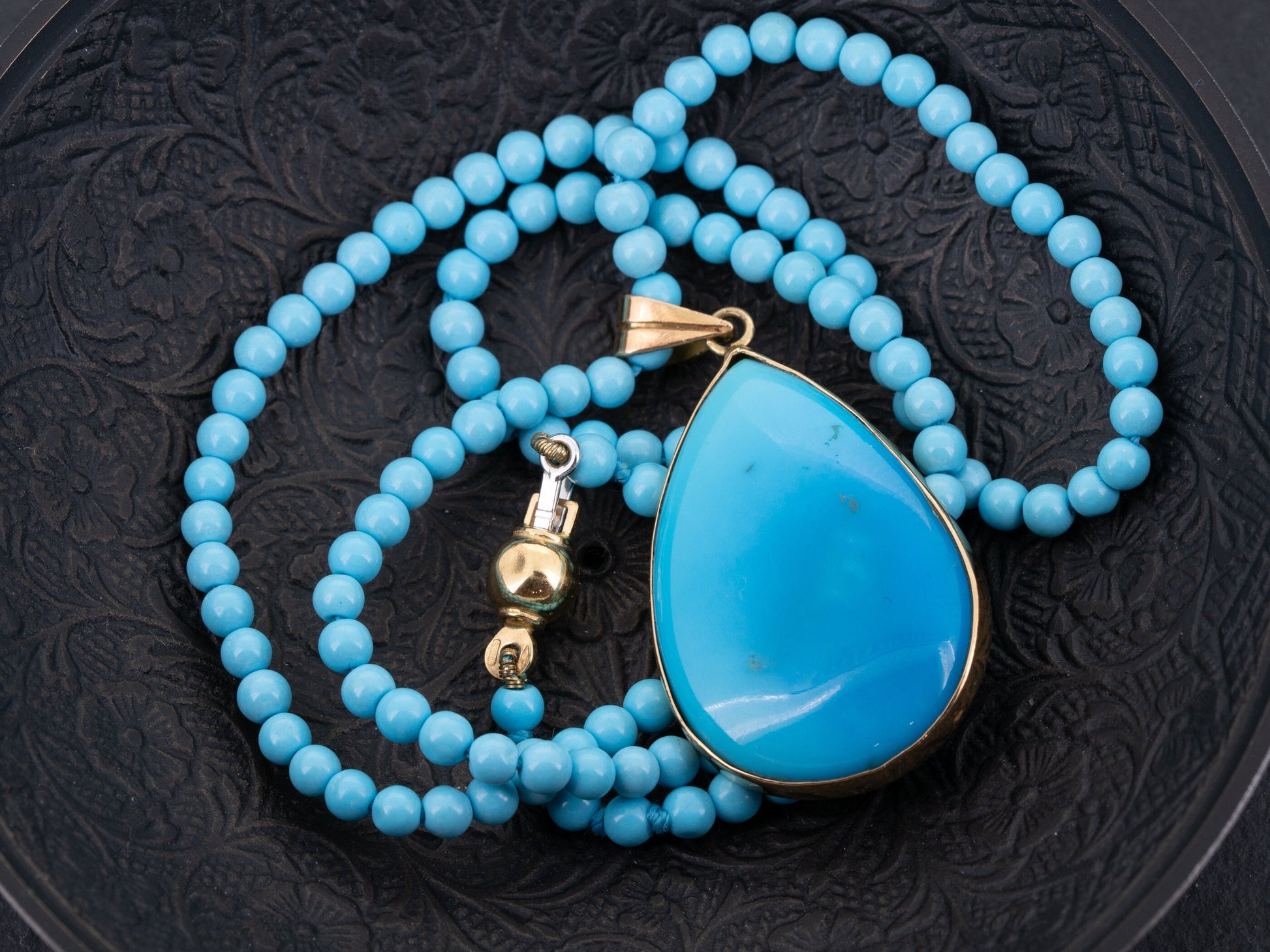 Vintage Sleeping Beauty Blue Turquoise Pendant 18k Gold Knotted Bead Necklace - Redpoint Jewelry 