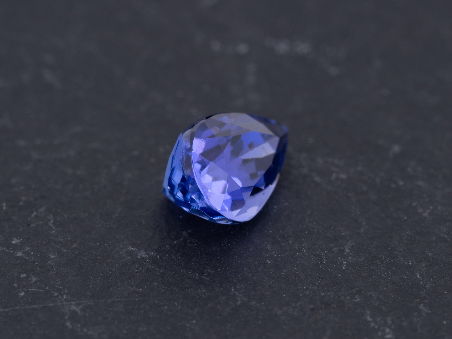 1.41ct Blue Violet Color Natural Tanzanite Pear Cut - Redpoint Jewelry 