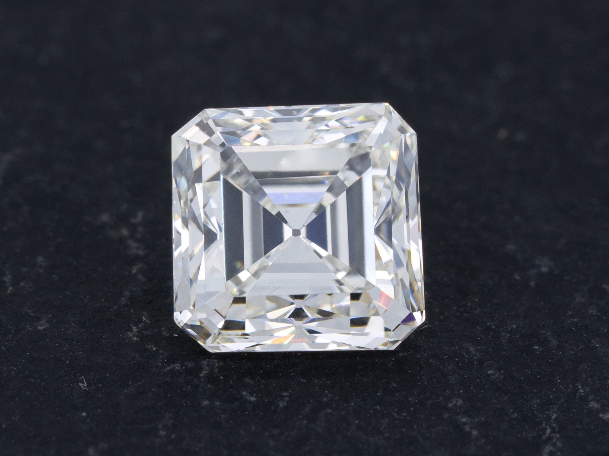 0.96ct Asscher Cut Diamond GIA Certified for Engagement Anniversary Ring Diamond Jewelry VS-1 Clarity K Color - Redpoint Jewelry 