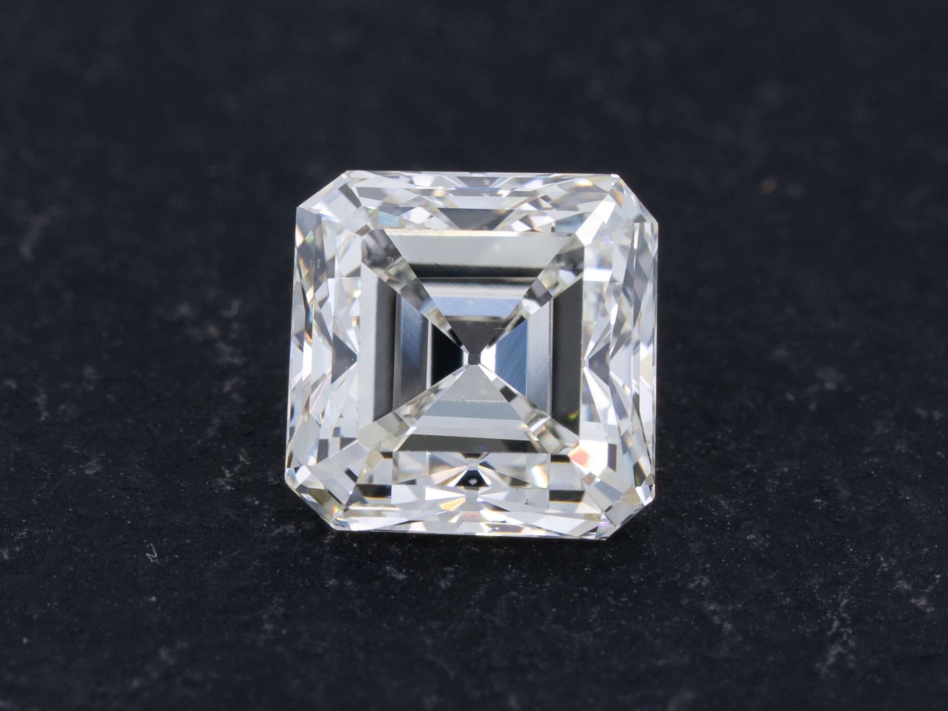 0.96ct Asscher Cut Diamond GIA Certified for Engagement Anniversary Ring Diamond Jewelry VS-1 Clarity K Color - Redpoint Jewelry 