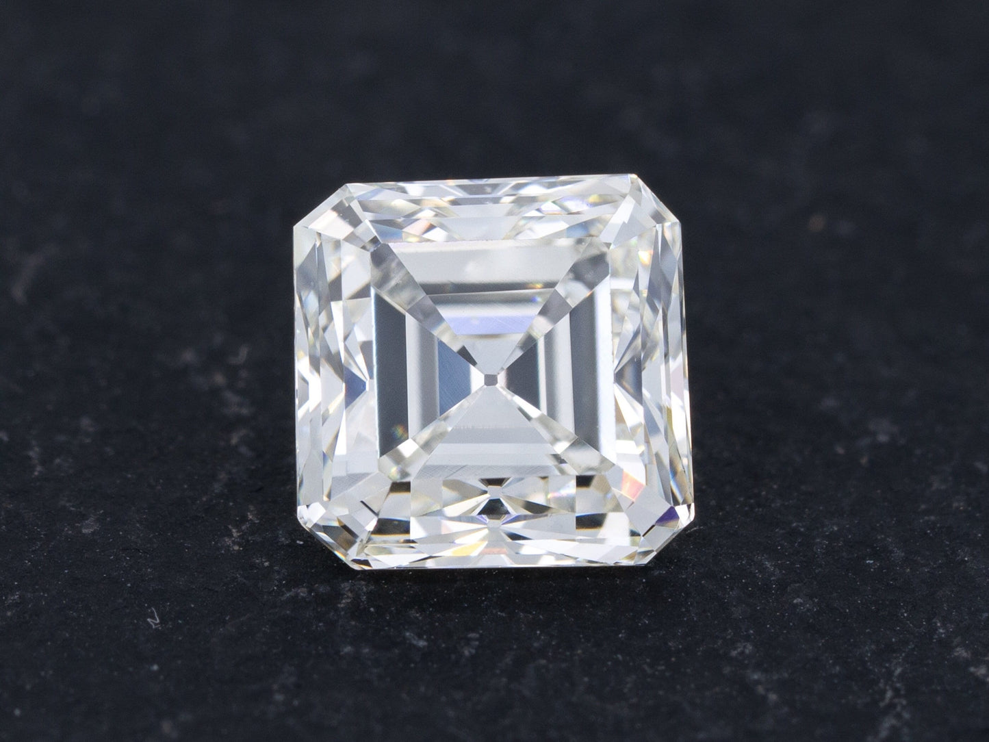 0.96ct Asscher Cut Diamond GIA Certified for Engagement Anniversary Ring Diamond Jewelry VS-1 Clarity K Color - Redpoint Jewelry 