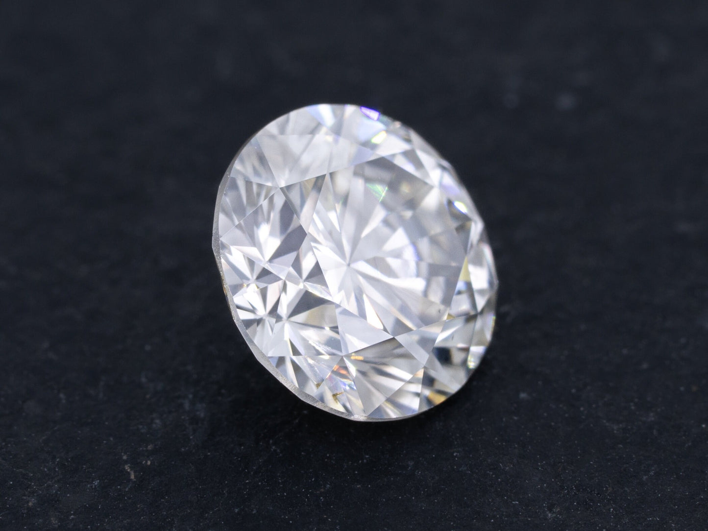 1.00ct GIA Certified Natural Colored Diamond Very Light Gray Color SI-2 Clarity Round Brilliant - Redpoint Jewelry 