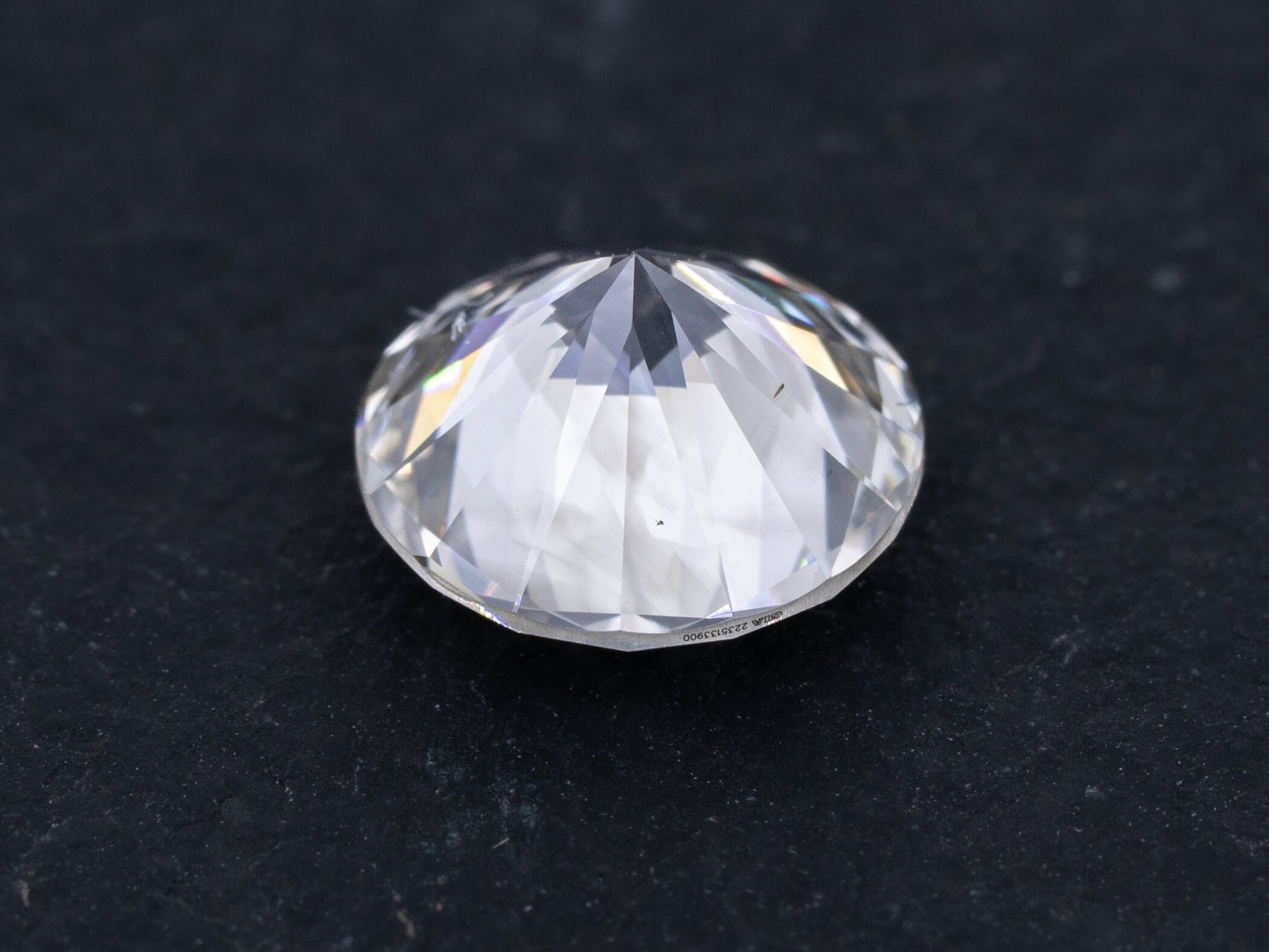 1.00ct GIA Certified Natural Colored Diamond Very Light Gray Color SI-2 Clarity Round Brilliant - Redpoint Jewelry 