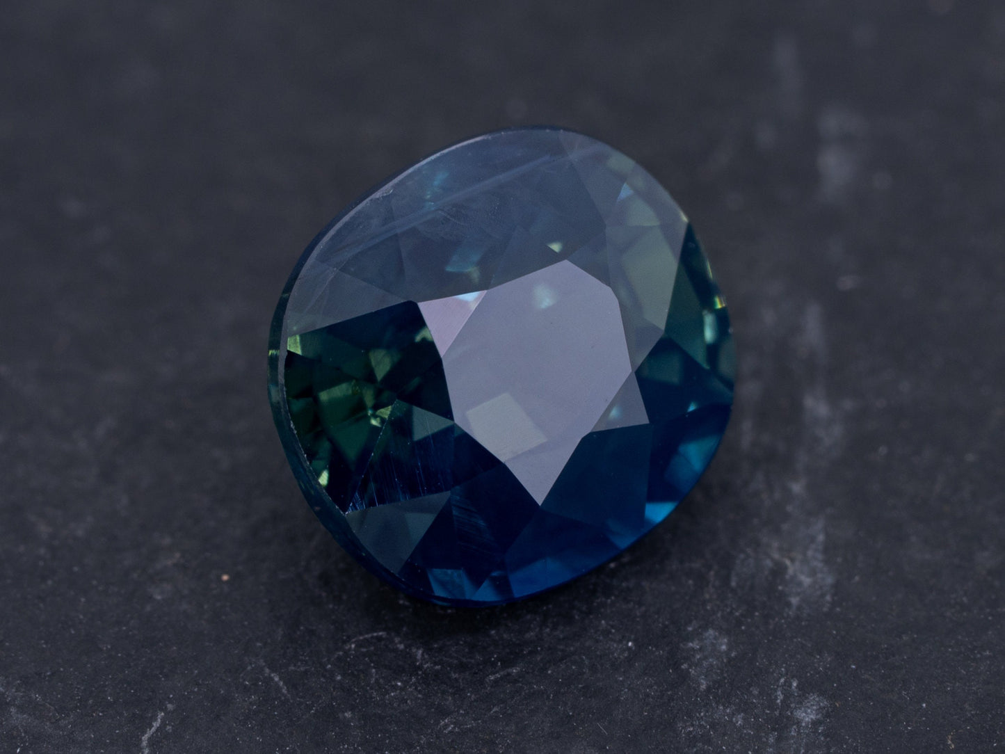 1.89ct GIA Certified Blue Unheated Natural Sapphire - Redpoint Jewelry 