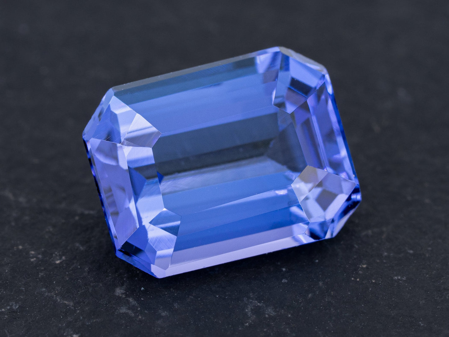 3.52ct Blue Natural Tanzanite Emerald Cut - Redpoint Jewelry 