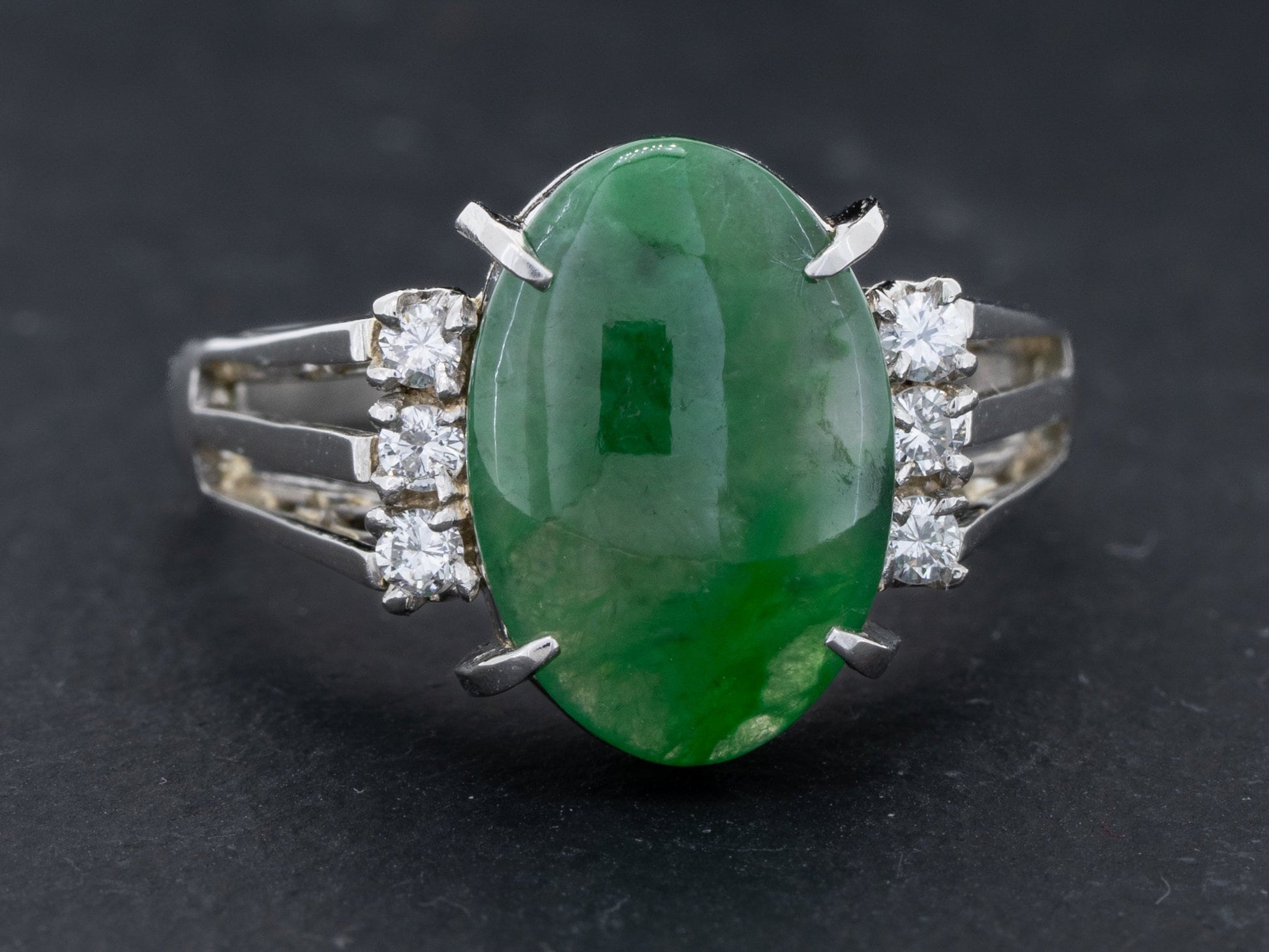 GIA Certified Type A Fei Cui Green Jade and Diamond Ring in Platinum - Redpoint Jewelry 