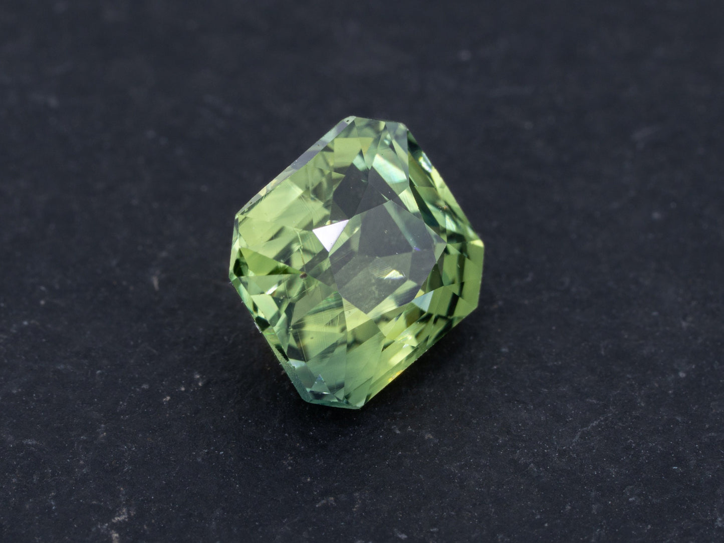 1.36ct GIA Certified Unheated Green Unheated Natural Sapphire - Redpoint Jewelry 