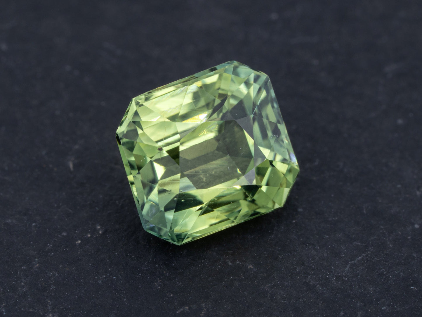 1.36ct GIA Certified Unheated Green Unheated Natural Sapphire - Redpoint Jewelry 