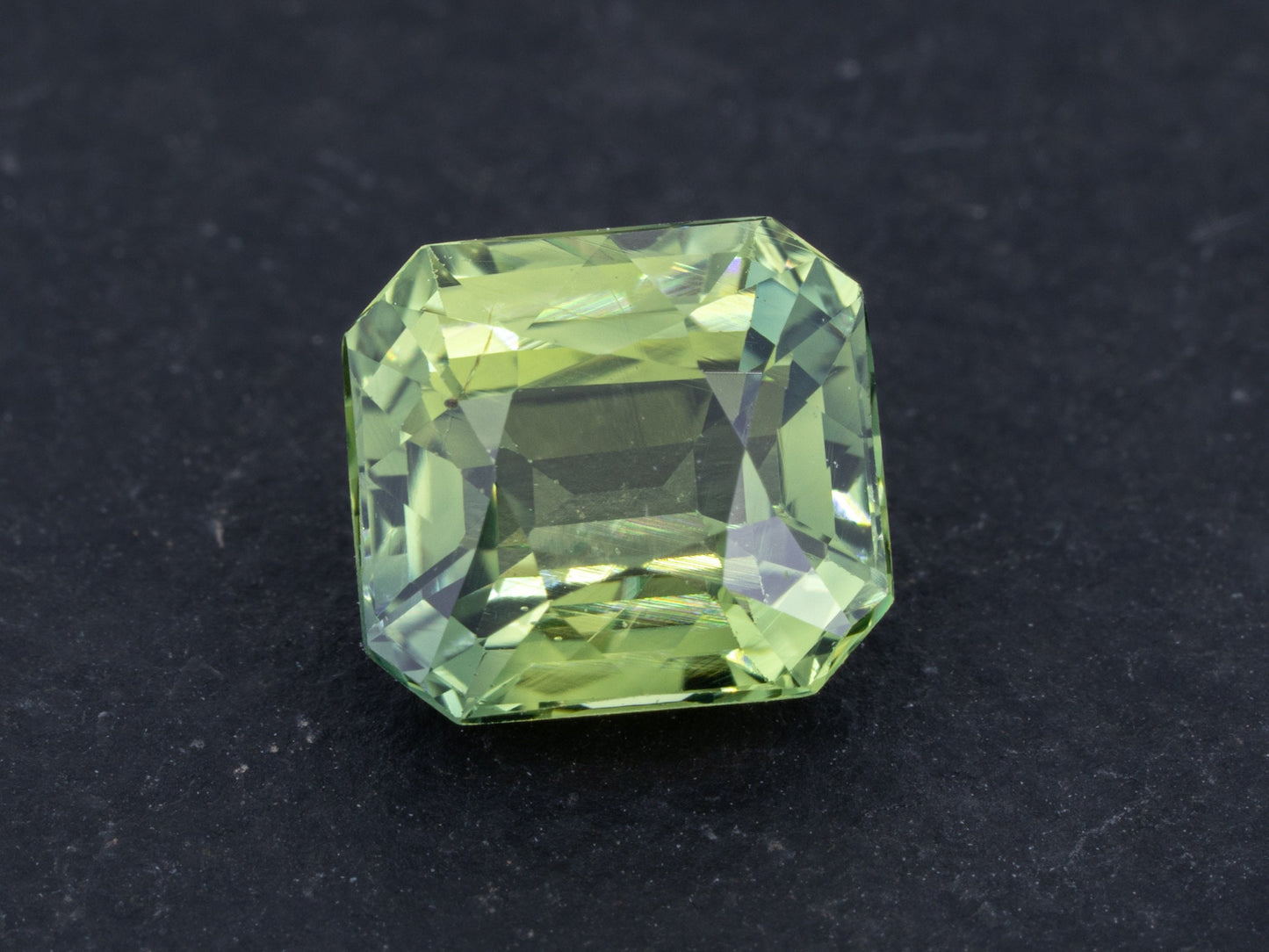 1.36ct GIA Certified Unheated Green Unheated Natural Sapphire - Redpoint Jewelry 