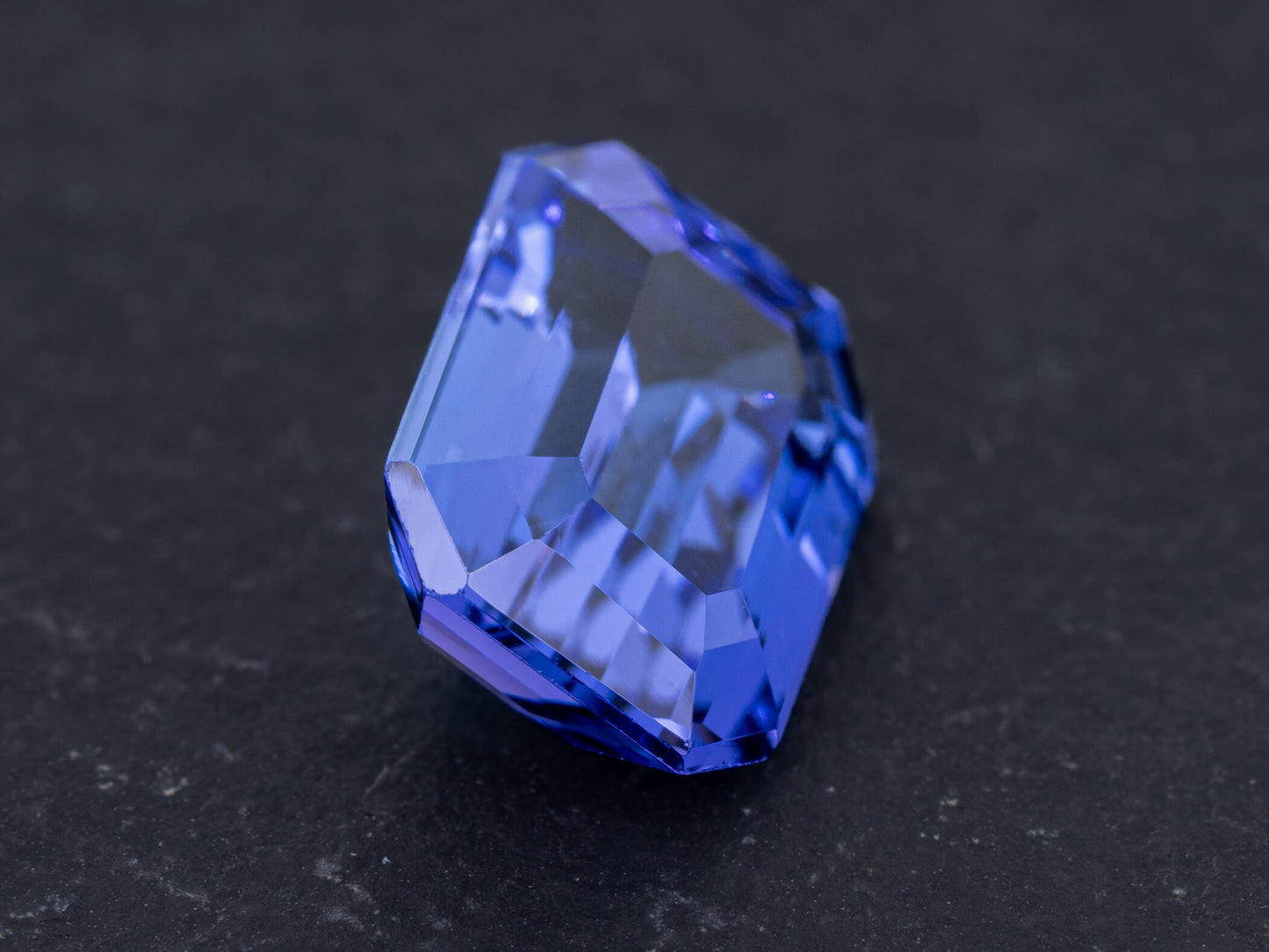 3.52ct Blue Natural Tanzanite Emerald Cut - Redpoint Jewelry 