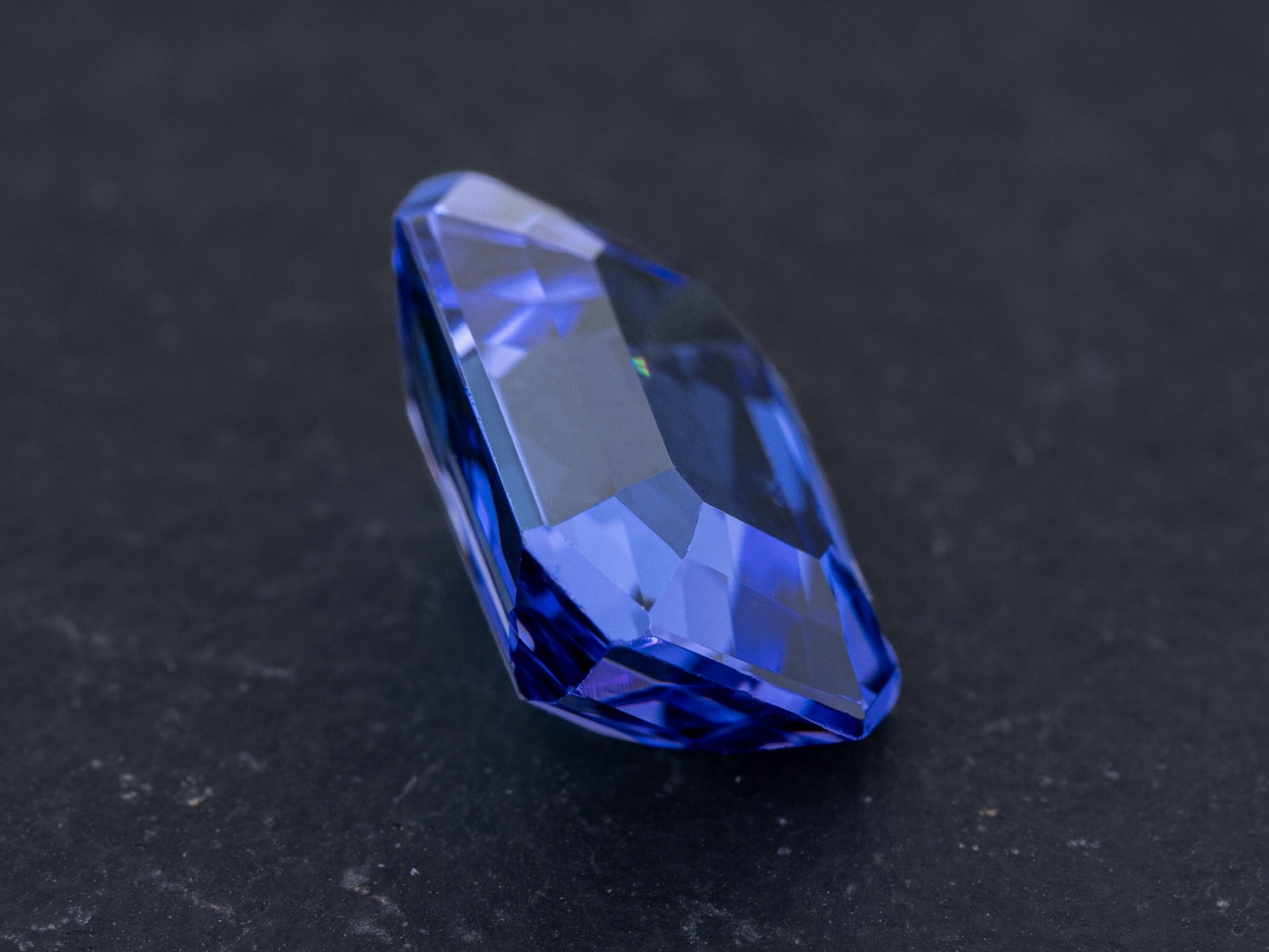 3.52ct Blue Natural Tanzanite Emerald Cut - Redpoint Jewelry 