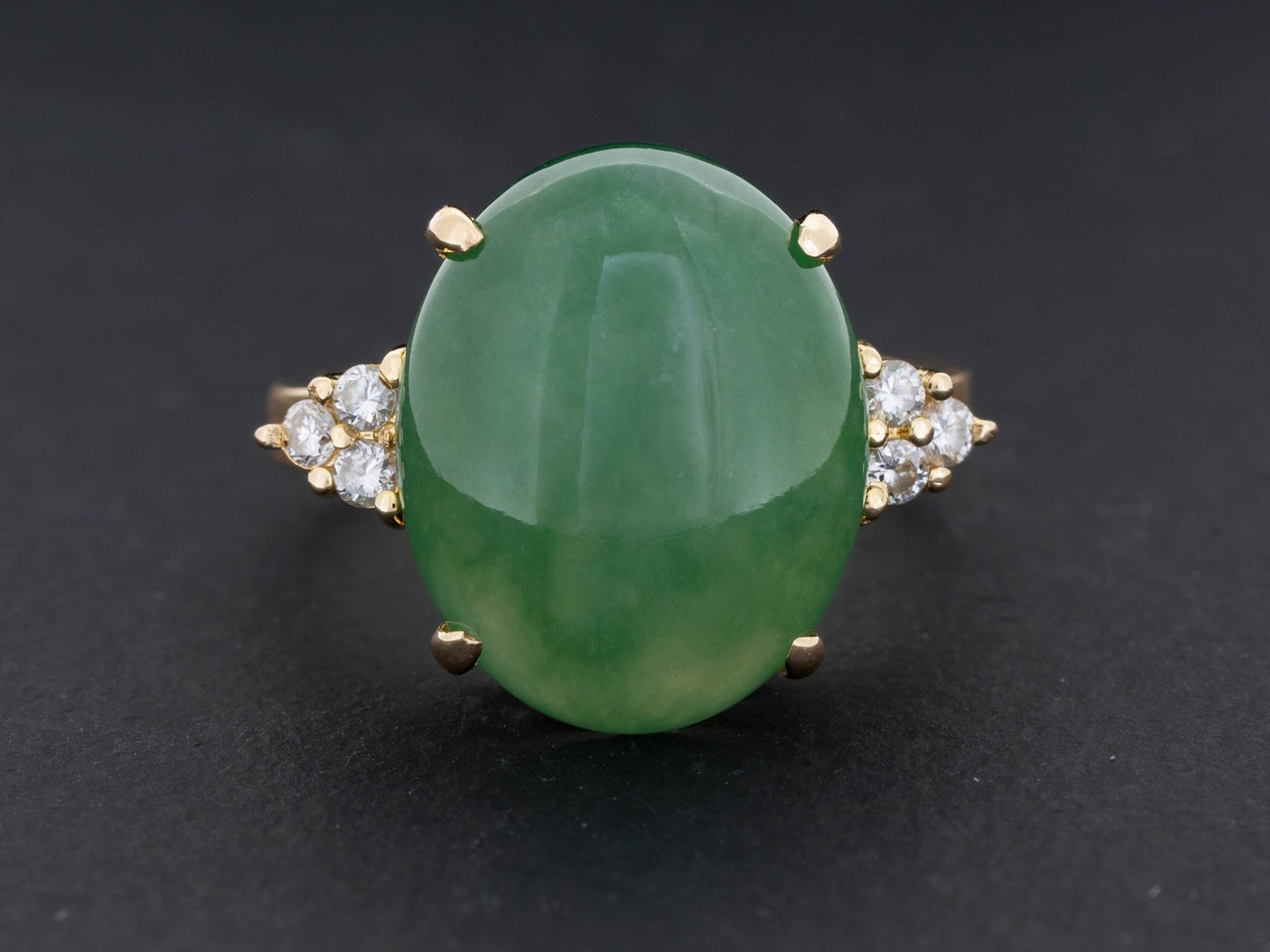 GIA Certified Type A Fei Cui Green Jade and Diamond Ring in 18k Gold - Redpoint Jewelry 